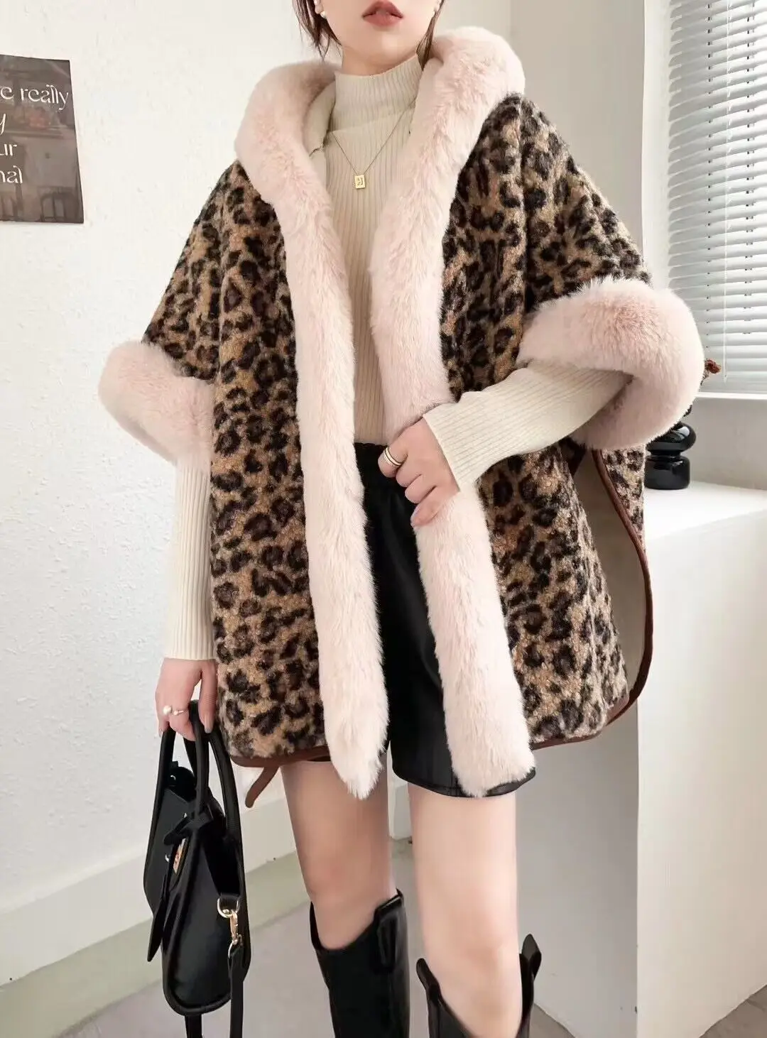 

New Japanese Korea Winter Warm Plaid Cloak Batwing Sleeves Poncho Cape Women Faux Rabbit Fur Loose Streetwear Overcoat With Hat