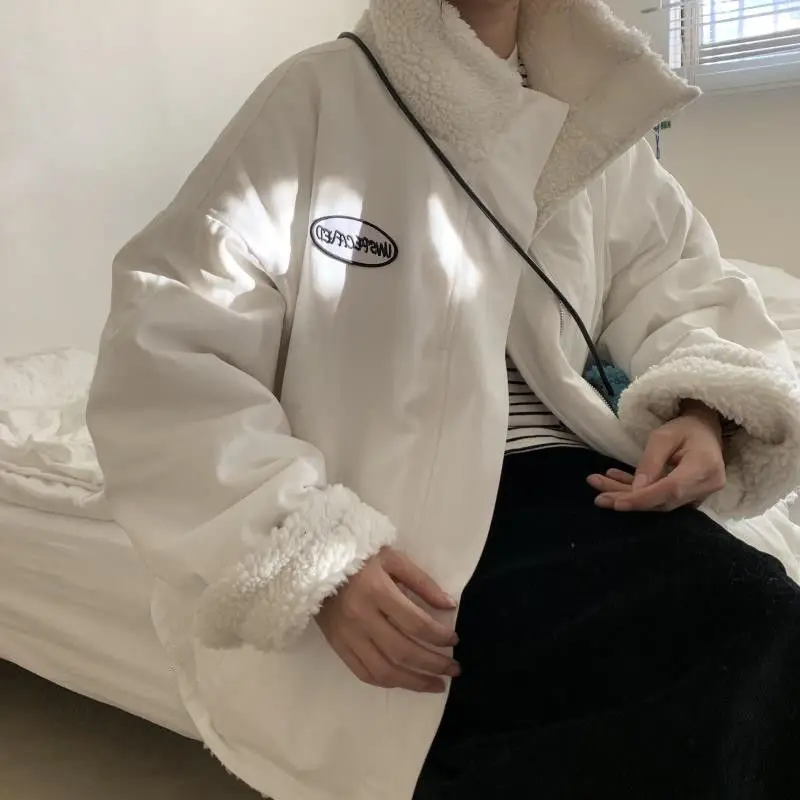 Deeptown Harajuku Two Sides Wear Lamb Wool Coat Women 2022 Autumn Winter Zipper Up Plush Jacket Woman Stand Collar Warm Jackets
Deeptown Harajuku Two Sides Wear Lamb Wool Coat Women 2022 Autumn Winter Zipper Up Plush Jacket Woman Stand Collar Warm Jackets