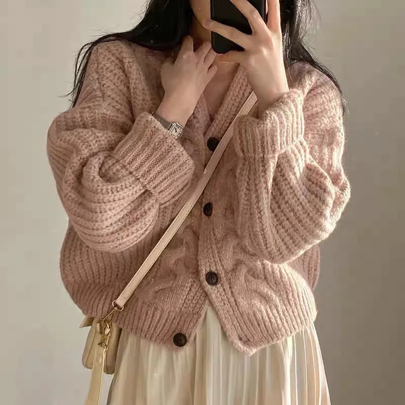 Cardigans For Woman Sueter New Korean Autumn Winter Clothes Women Long Sleeve Top Knitwears Cardigan Feminino Sweater Coat
Cardigans For Woman Sueter New Korean Autumn Winter Clothes Women Long Sleeve Top Knitwears Cardigan Feminino Sweater Coat