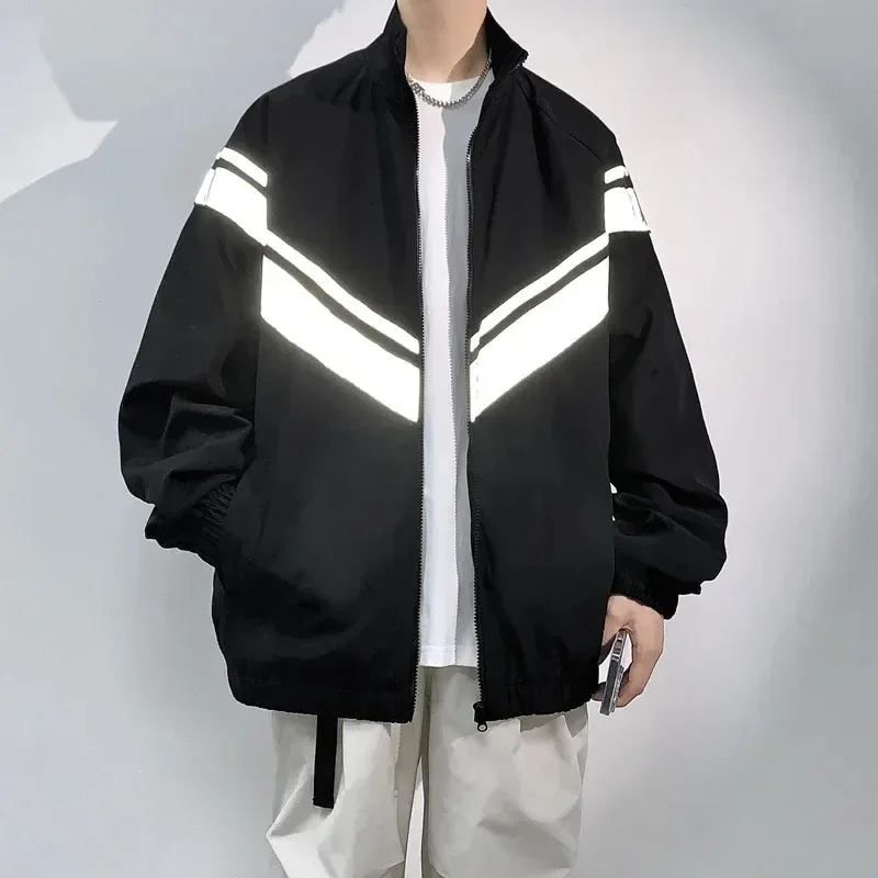 

Autumn Hip Hop Men Jacket Reflective High Street Casual Thin Coats Men Korean Fashion Loose Bomber Jacket Windbreaker Streetwear