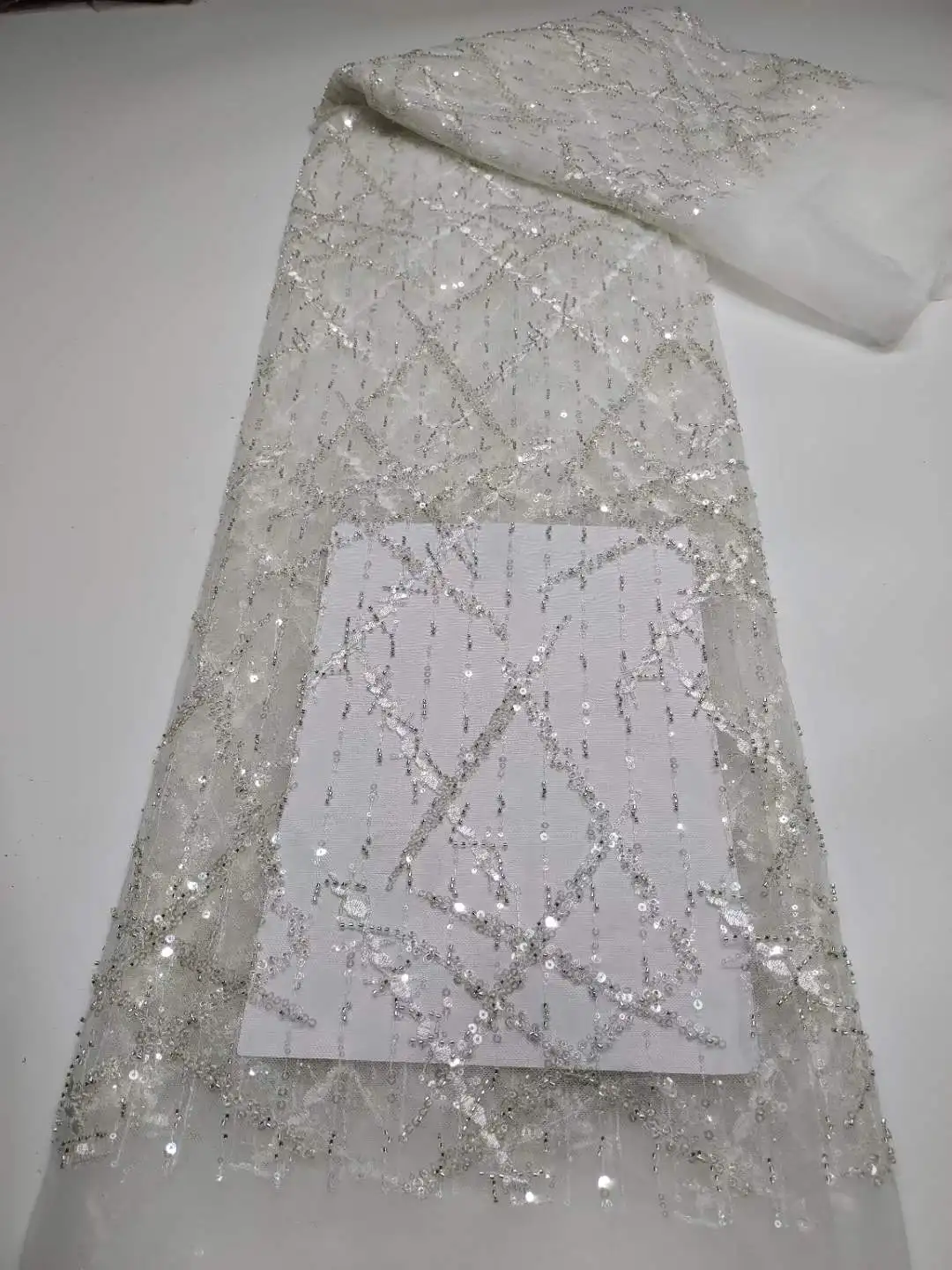 African Lace Fabric 2023 High Quality French Lace Fabric Luxury Sequins Beads Nigerian Lace Fabric For Dress 5 Yards
African Lace Fabric 2023 High Quality French Lace Fabric Luxury Sequins Beads Nigerian Lace Fabric For Dress 5 Yards