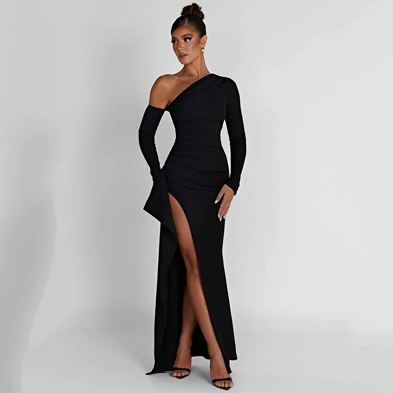 One Shoulder Backless Slit Maxi Balck Dress Women Autumn Diagonal Neck Long Sleeves High Waist Elegant Dresses Party Streetwear 
One Shoulder Backless Slit Maxi Balck Dress Women Autumn Diagonal Neck Long Sleeves High Waist Elegant Dresses Party Streetwear