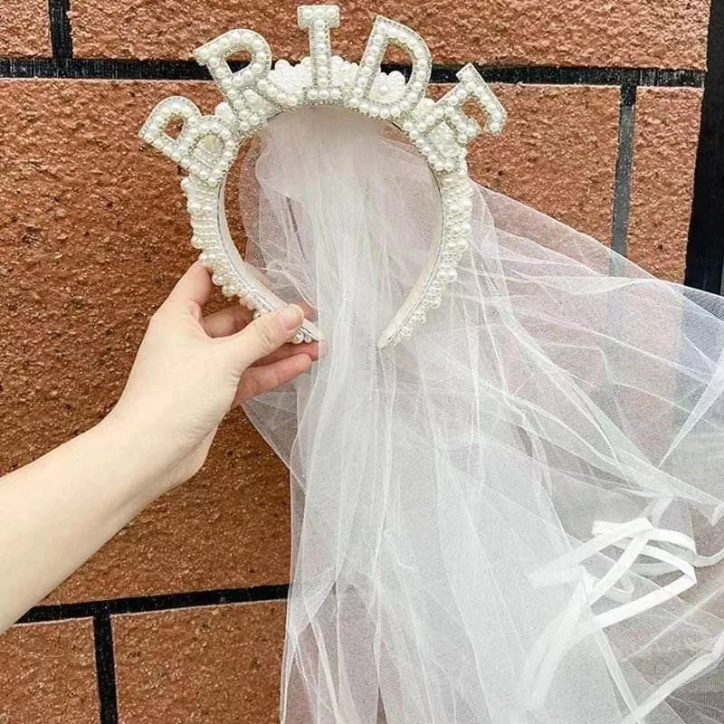 Custom Letter Bride To Be Headband Hairpiece With Veil Wedding Hen Party Gifts Hair Accessory For Daugther Marriage Presents
Custom Letter Bride To Be Headband Hairpiece With Veil Wedding Hen Party Gifts Hair Accessory For Daugther Marriage Presents