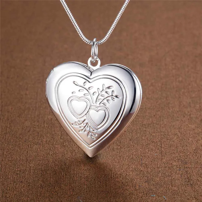 

Hot Luxury Designer 925 Stamped Silver Romantic Heart Photo Frame Necklace for Women Fashion Wedding Accessories Party Jewelry