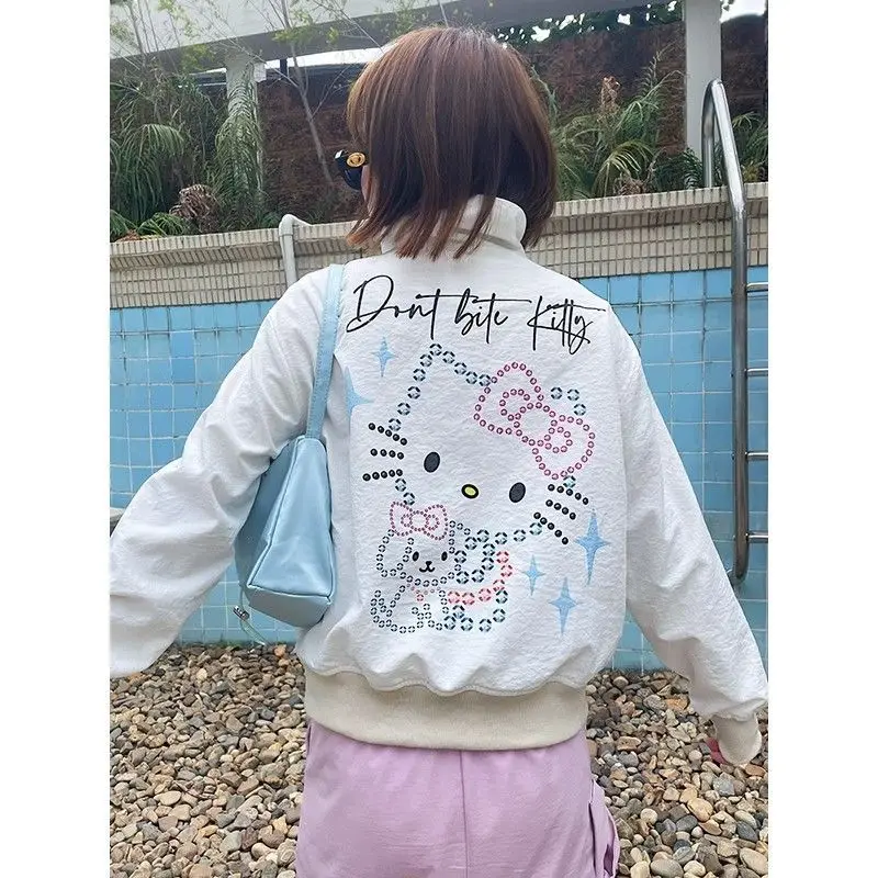 Новинка осени 2023, куртка Hello Kitty с японским милым белым принтом, дизайнерская Свободная куртка, мультяшное плюшевое пальто с милым аниме, подарок для девушки
Новинка осени 2023, куртка Hello Kitty с японским милым белым принтом, дизайнерская Свободная куртка, мультяшное плюшевое пальто с милым аниме, подарок для девушки