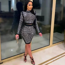 2022 New Arrival Famous Brand 2 Pcs Women Set Solid Diamond O-neck Long Sleeve Tops and Shorts Summer Sexy Outfits 
2022 New Arrival Famous Brand 2 Pcs Women Set Solid Diamond O-neck Long Sleeve Tops and Shorts Summer Sexy Outfits