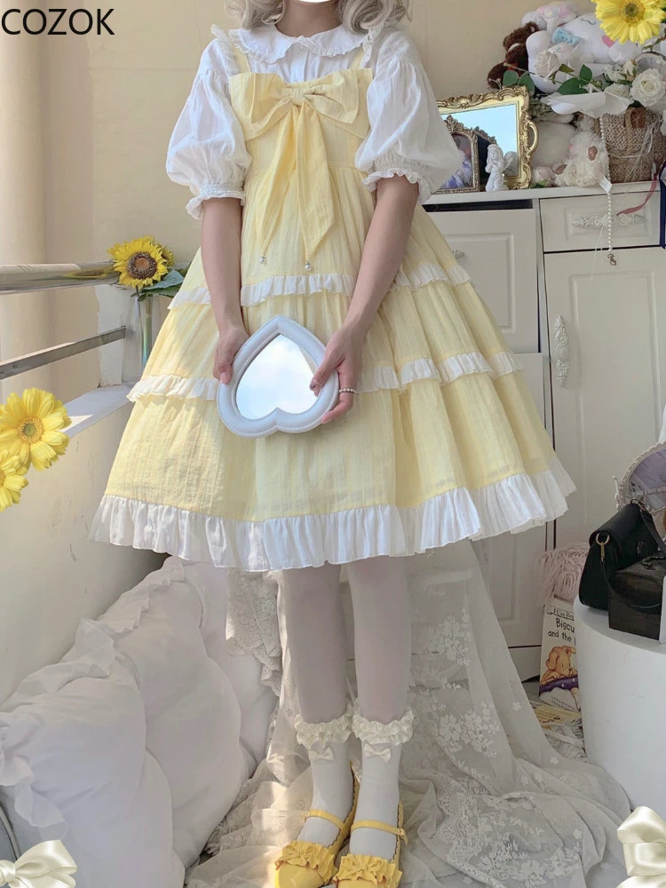 Japanese Kawaii Lolita Blouses Women Sweet Peter Pan Collar JK Shirts Girls Cute Three Quarter Ruffles Puff Sleeve Blusas Mujer
Japanese Kawaii Lolita Blouses Women Sweet Peter Pan Collar JK Shirts Girls Cute Three Quarter Ruffles Puff Sleeve Blusas Mujer