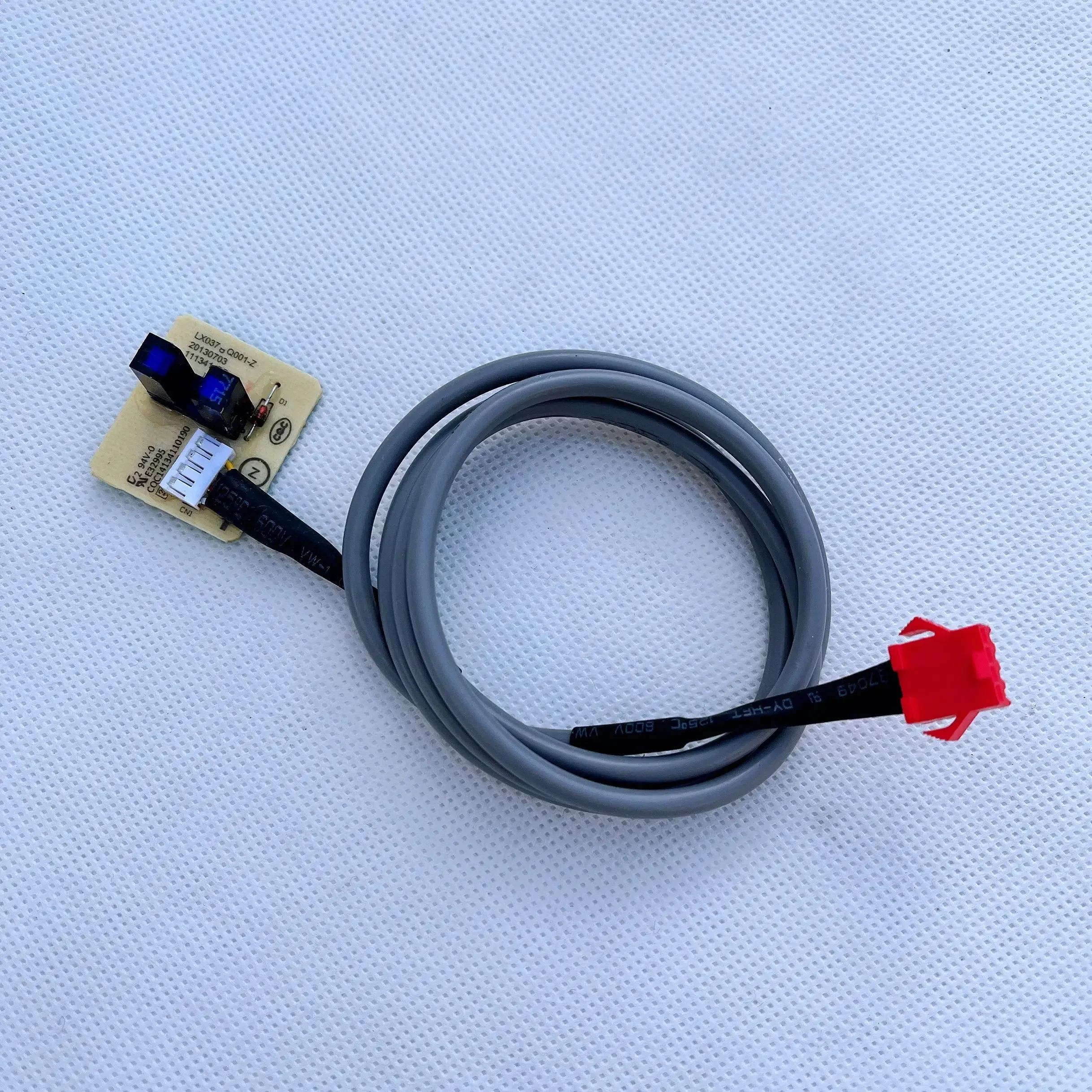 For Chigo air conditioner cabinet lift door switch infrared photoelectric switch E5 must change up and down door sensor
For Chigo air conditioner cabinet lift door switch infrared photoelectric switch E5 must change up and down door sensor