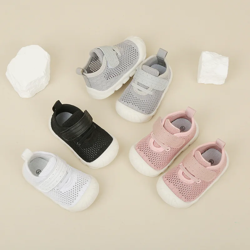 Summer 1-3 Years Old 2 Baby Toddler Shoes Breathable Non-Slip Baby Hollow Floor Flying Woven Soft Bottom Men and Women Kids' Bea
Summer 1-3 Years Old 2 Baby Toddler Shoes Breathable Non-Slip Baby Hollow Floor Flying Woven Soft Bottom Men and Women Kids' Bea