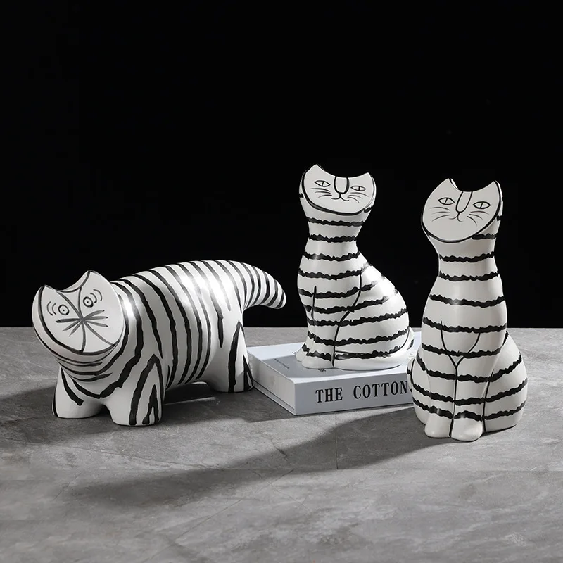 Simple Modern Decoration Living Room Decoration Creative Ceramic Black and White Stripe Cat Model Room Porch Decoration Decor
Simple Modern Decoration Living Room Decoration Creative Ceramic Black and White Stripe Cat Model Room Porch Decoration Decor
