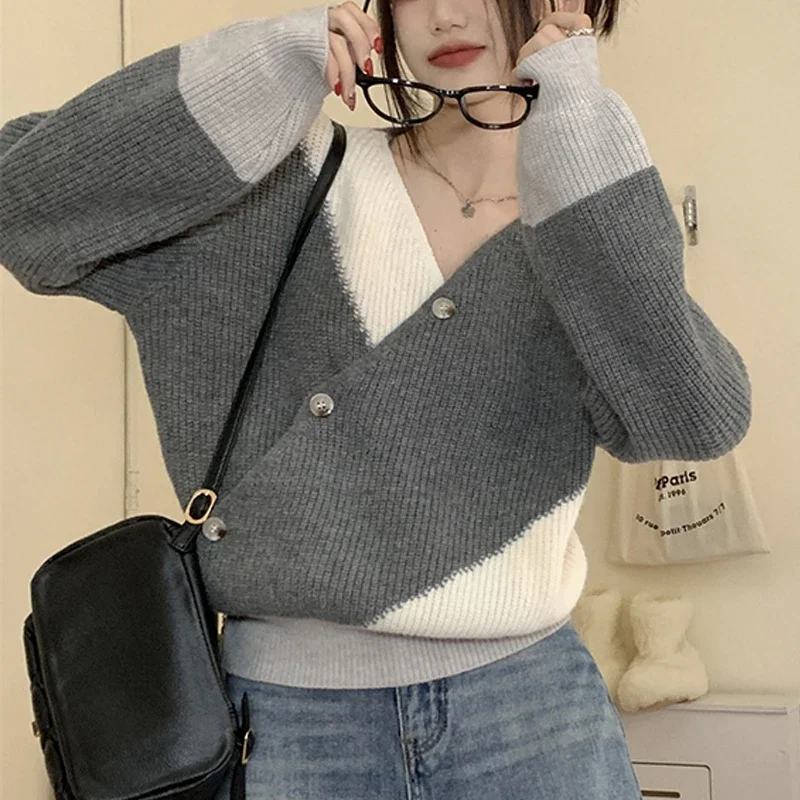 Autumn Office Knitted Cardigan Casual Long-Sleeve Striped Knitwear Winter Chic Diagonal Buckle V-neck Sweater Jacket Women 28053
Autumn Office Knitted Cardigan Casual Long-Sleeve Striped Knitwear Winter Chic Diagonal Buckle V-neck Sweater Jacket Women 28053
