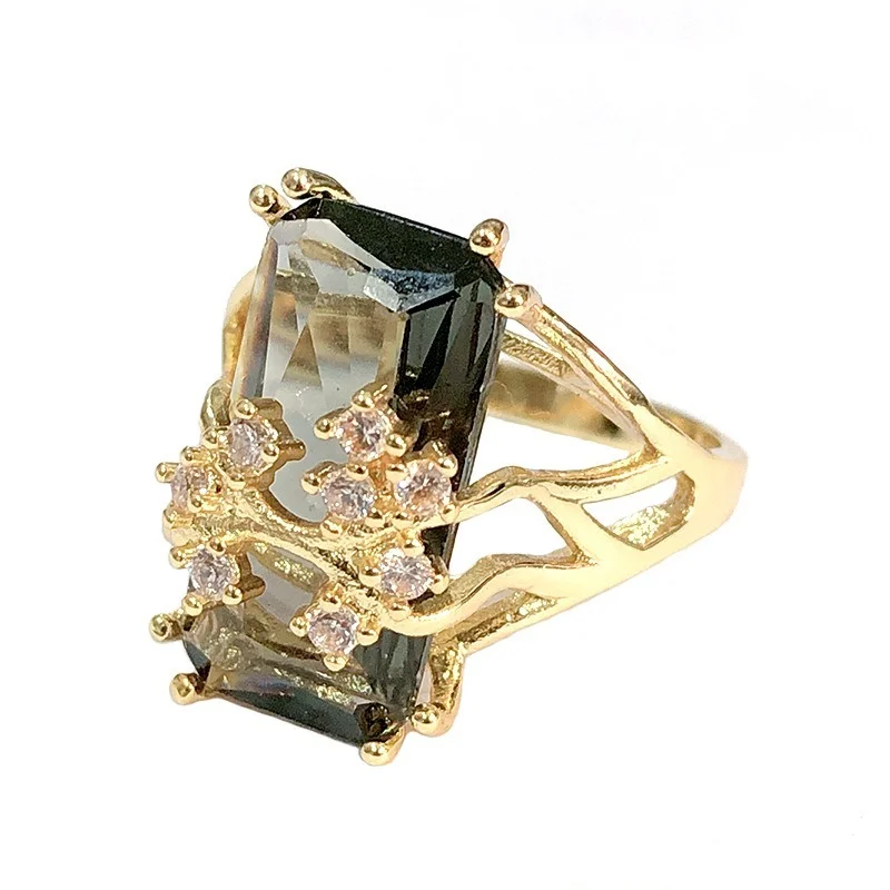 Inlaid rectangular zircon retro ring, European and American fashion trendy female ring
Inlaid rectangular zircon retro ring, European and American fashion trendy female ring