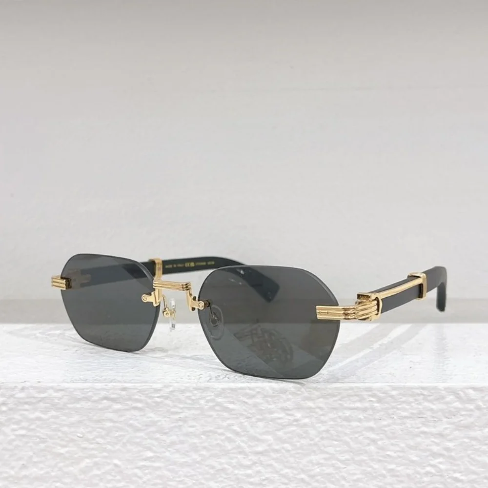 2024 Top quality CT0362S Sunglasses Frameless men's handmade outdoor original luxury brand women's personalized UV400 sunglasses
2024 Top quality CT0362S Sunglasses Frameless men's handmade outdoor original luxury brand women's personalized UV400 sunglasses