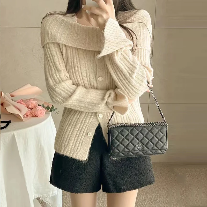 Elegant Knitted Cardigan Sweater Women Fashion Sexy Slash Neck Autumn Winter 2023 Long Sleeve Knitwears Female Slim Casual 29048
Elegant Knitted Cardigan Sweater Women Fashion Sexy Slash Neck Autumn Winter 2023 Long Sleeve Knitwears Female Slim Casual 29048