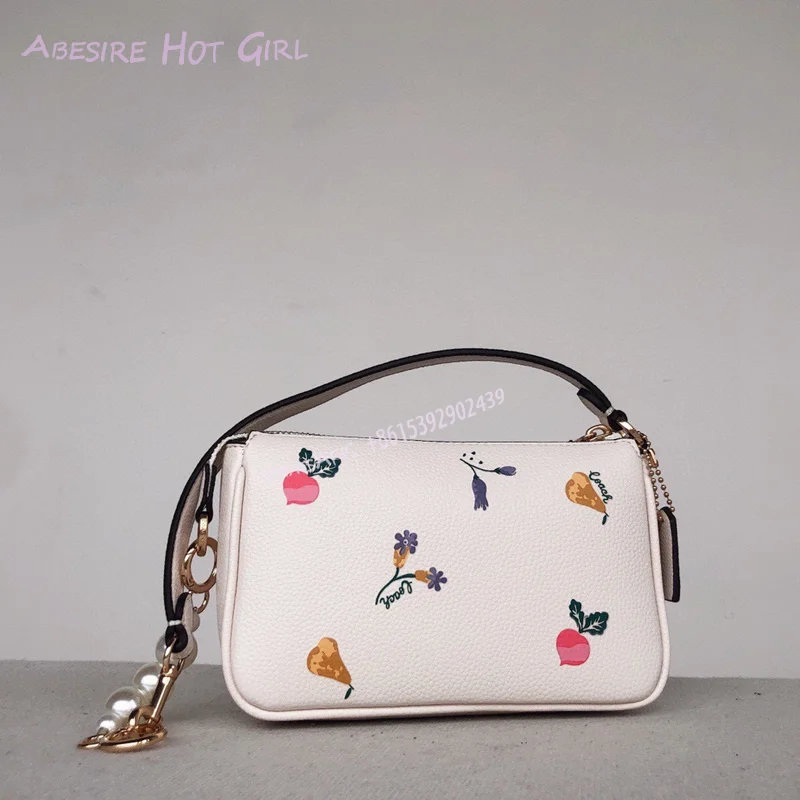 Fruit Graffiti Crossbody Bag Women White Leather Single Shoulder Strap Hand Casual Bag Zipper Elegant Dress Color Metal Chain
Fruit Graffiti Crossbody Bag Women White Leather Single Shoulder Strap Hand Casual Bag Zipper Elegant Dress Color Metal Chain