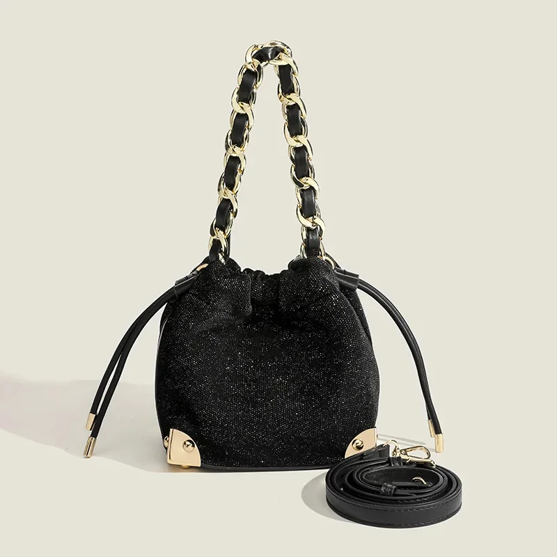 Urban Simple Chain Shoulder Crossbody Fashion Large Capacity Winter All-match Black Women's Bag Wholesal
Urban Simple Chain Shoulder Crossbody Fashion Large Capacity Winter All-match Black Women's Bag Wholesal