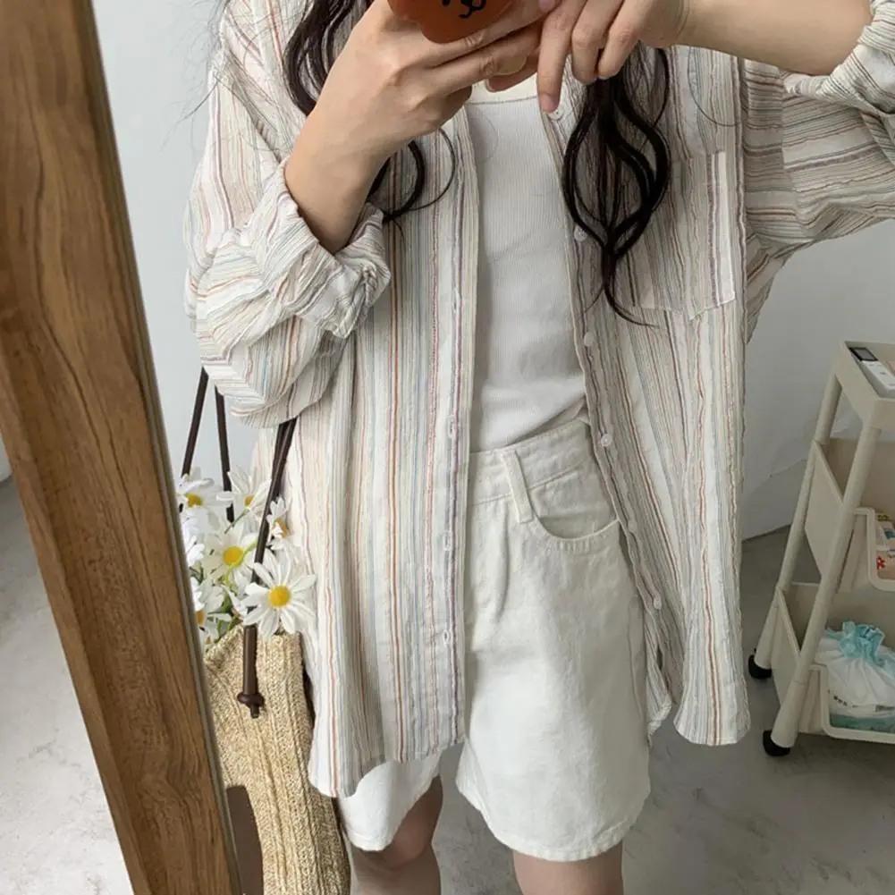 Женская рубашка стандартного кроя, женская рубашка в стиле ретро, женская рубашка с длинными рукавами, застежкой на пуговицы, вертикальными полосками и карманом
Женская рубашка стандартного кроя, женская рубашка в стиле ретро, женская рубашка с длинными рукавами, застежкой на пуговицы, вертикальными полосками и карманом