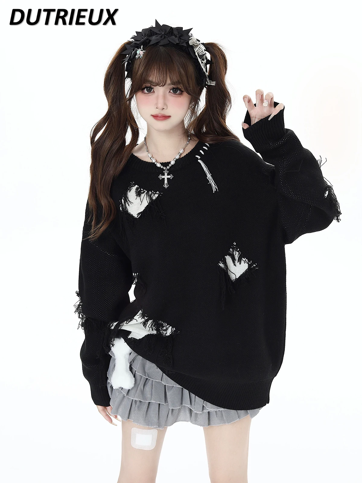 Black Fringed Burr Worn Out Pullover Autumn and Winter Loose Round Neck Long Sleeve Pullover Knitted Sweater for Women
Black Fringed Burr Worn Out Pullover Autumn and Winter Loose Round Neck Long Sleeve Pullover Knitted Sweater for Women