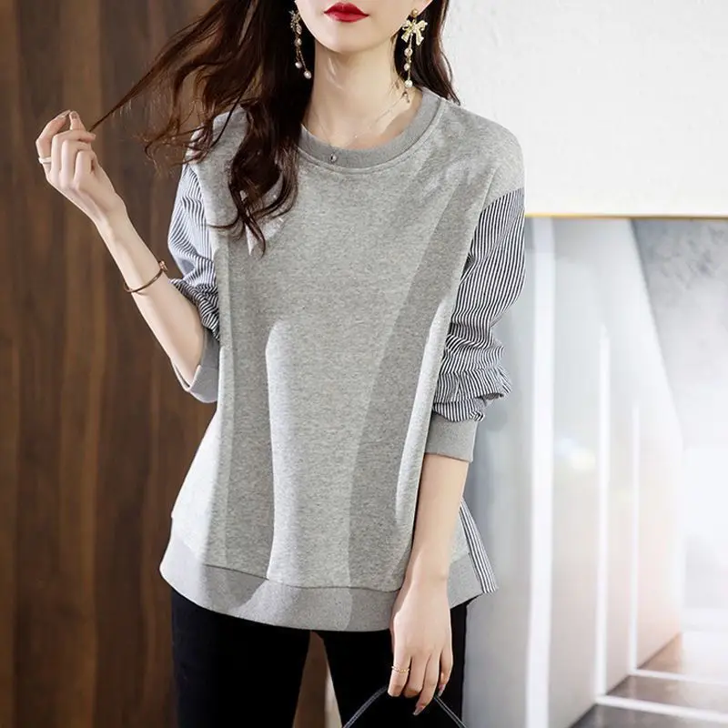 Cotton striped stitching fungus lace sweater women 2023 autumn new Korean o neck casual loose all-match long-sleeved hoodies top
Cotton striped stitching fungus lace sweater women 2023 autumn new Korean o neck casual loose all-match long-sleeved hoodies top