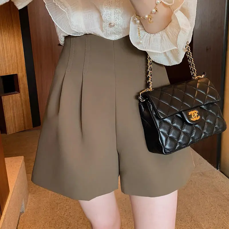 2024 Women's High Waist Casual Shorts Stylish Solid Color Office Work Shorts Vintage Female Pants Spring Summer Clothing F61
2024 Women's High Waist Casual Shorts Stylish Solid Color Office Work Shorts Vintage Female Pants Spring Summer Clothing F61