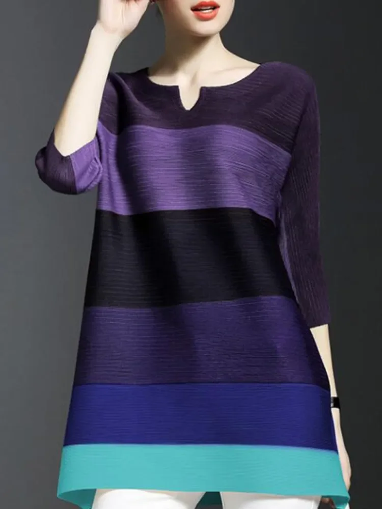 Miyake Pleated T-shirt Elegant Striped Contrast Color Loose Casual Three Quarter Sleeve Tops for Women 2023 Summer New Dresses
Miyake Pleated T-shirt Elegant Striped Contrast Color Loose Casual Three Quarter Sleeve Tops for Women 2023 Summer New Dresses