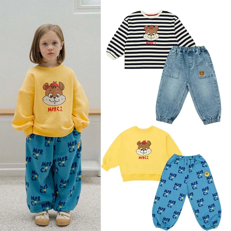 Sweatshirt Suit for Kids PS23 Autumn New Winter Boys and Girls Cartoon Squirrel Print Sweater Cotton 1-12 Years Old Baby Clothes
Sweatshirt Suit for Kids PS23 Autumn New Winter Boys and Girls Cartoon Squirrel Print Sweater Cotton 1-12 Years Old Baby Clothes