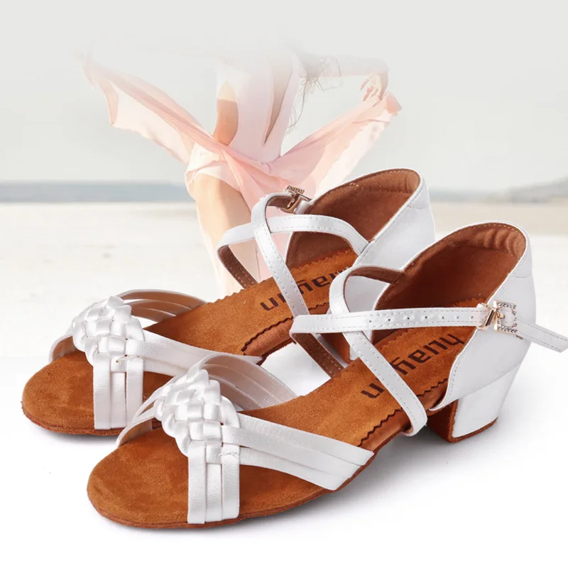 Satin Cowhide Sole Dance Shoes Elegant Woman Shoes with Low Heels Latin Dance Shoes Girl Adult and Child Latin Shoes Women
Satin Cowhide Sole Dance Shoes Elegant Woman Shoes with Low Heels Latin Dance Shoes Girl Adult and Child Latin Shoes Women