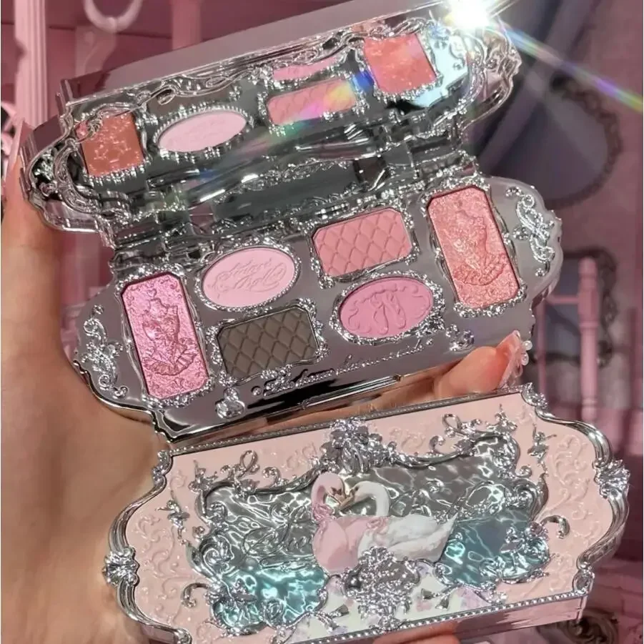 Flower Knows Swan Ballet Eyeshadow Palette Matte Fine Shimmer Pearl Face Palette 6 Colour Glitter Eye Shadow
Flower Knows Swan Ballet Eyeshadow Palette Matte Fine Shimmer Pearl Face Palette 6 Colour Glitter Eye Shadow