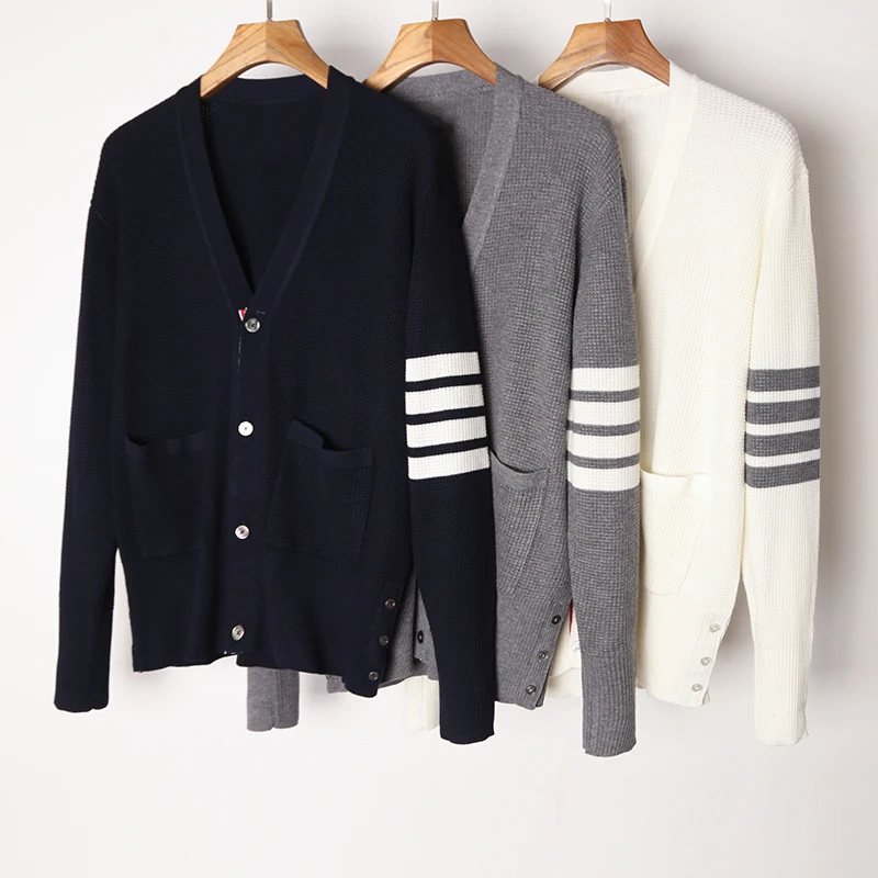 

2021 Fashion TB THOM Brand Sweaters Men Slim Fit V-Neck Cardigans Clothing Waffle Striped Wool Spring and Autumn Casual Coat