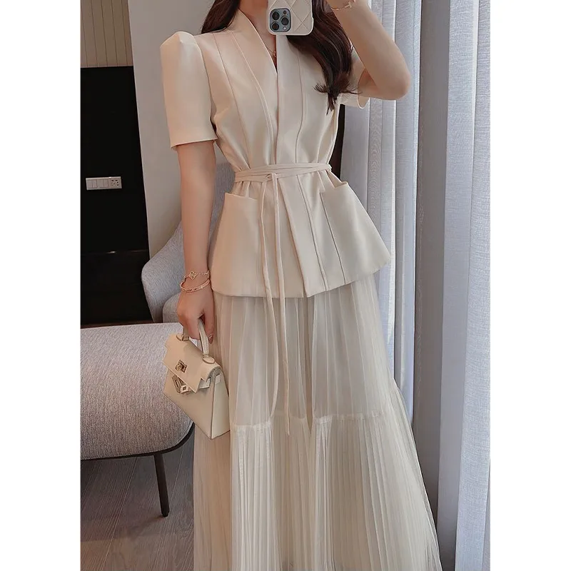 Spring Summer New Elegant Korean Evening Party 2-Piece Set Women Lace-Up Blazer Long Mesh Skirt Fashion Casual Lady Skirt Suit
Spring Summer New Elegant Korean Evening Party 2-Piece Set Women Lace-Up Blazer Long Mesh Skirt Fashion Casual Lady Skirt Suit