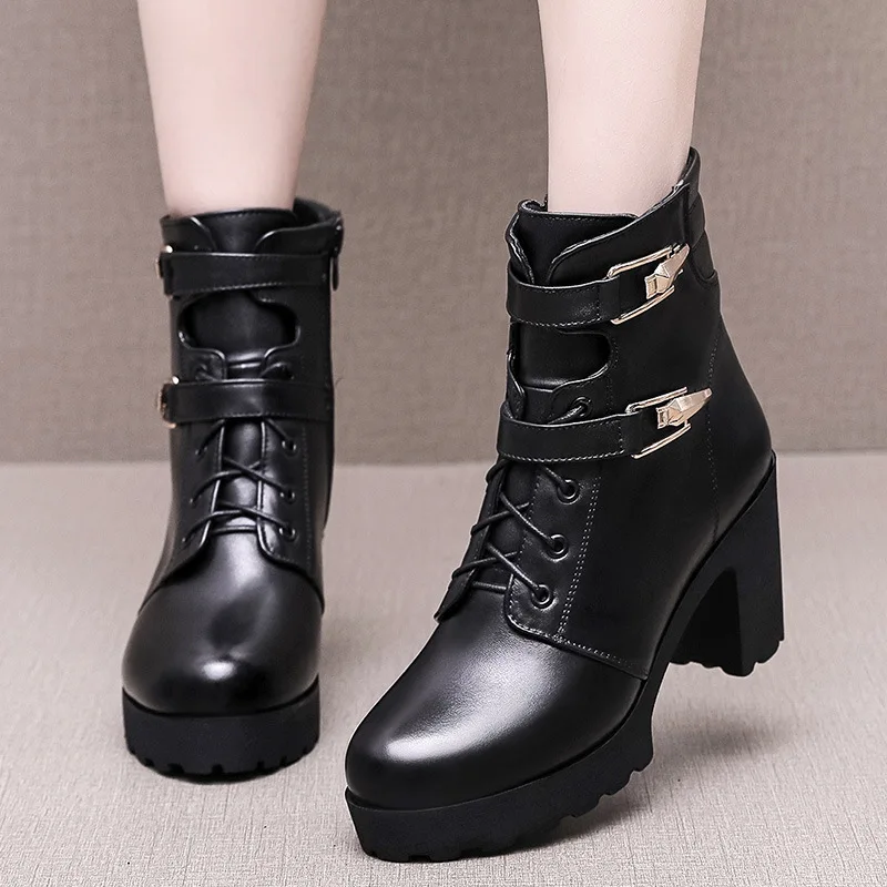 Genuine Leather Women's Boots Winter Plush Thick High Heel Waterproof Platform 8CM High Side Zipper Popular Short Boots 32-43
Genuine Leather Women's Boots Winter Plush Thick High Heel Waterproof Platform 8CM High Side Zipper Popular Short Boots 32-43