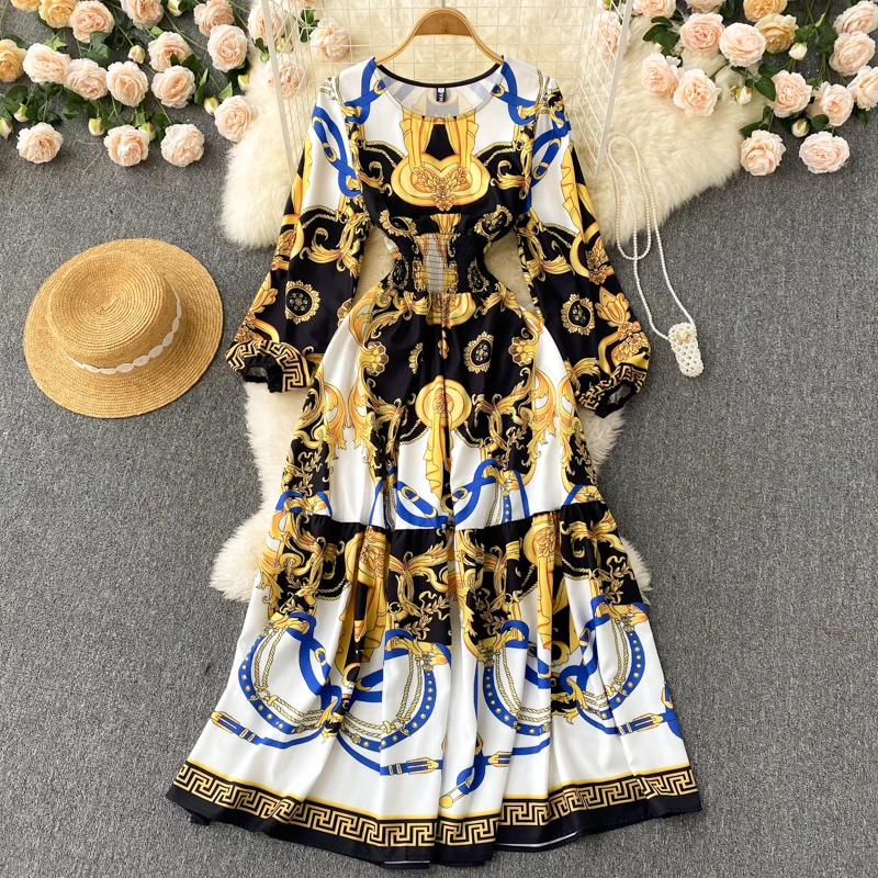 2022 Spring European and American Style Bohemian Retro Printing Palace Style Design Sense Waist and Thin Vacation Swing Dress
2022 Spring European and American Style Bohemian Retro Printing Palace Style Design Sense Waist and Thin Vacation Swing Dress