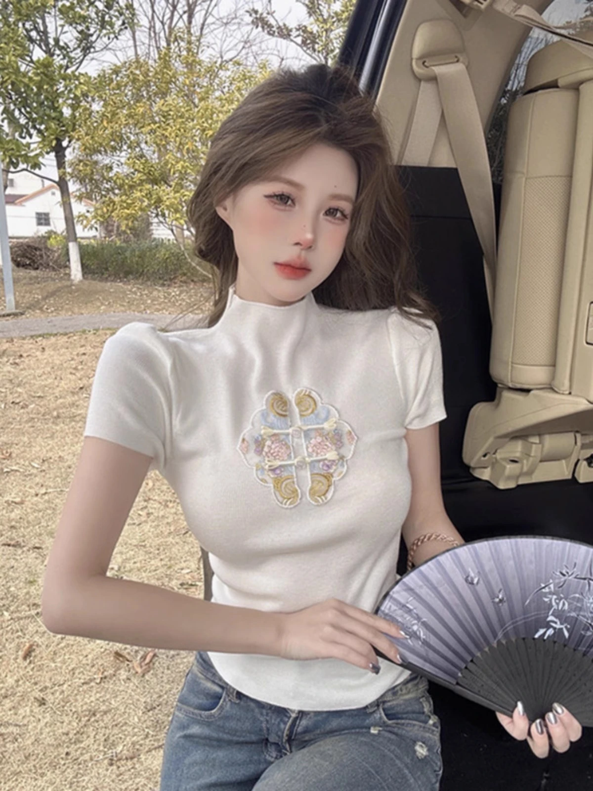Korean version of the senior sense of the new Chinese national style design T-shirt summer new temperament thin knitwear female
Korean version of the senior sense of the new Chinese national style design T-shirt summer new temperament thin knitwear female