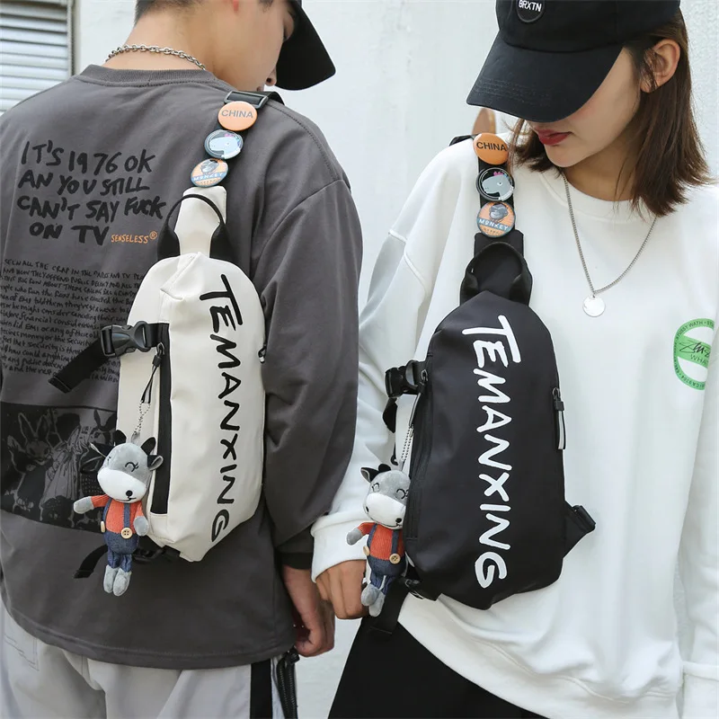 Trendy men's and women's waterproof diagonal chest Korean outdoor shoulder student mobile phone bag
Trendy men's and women's waterproof diagonal chest Korean outdoor shoulder student mobile phone bag
