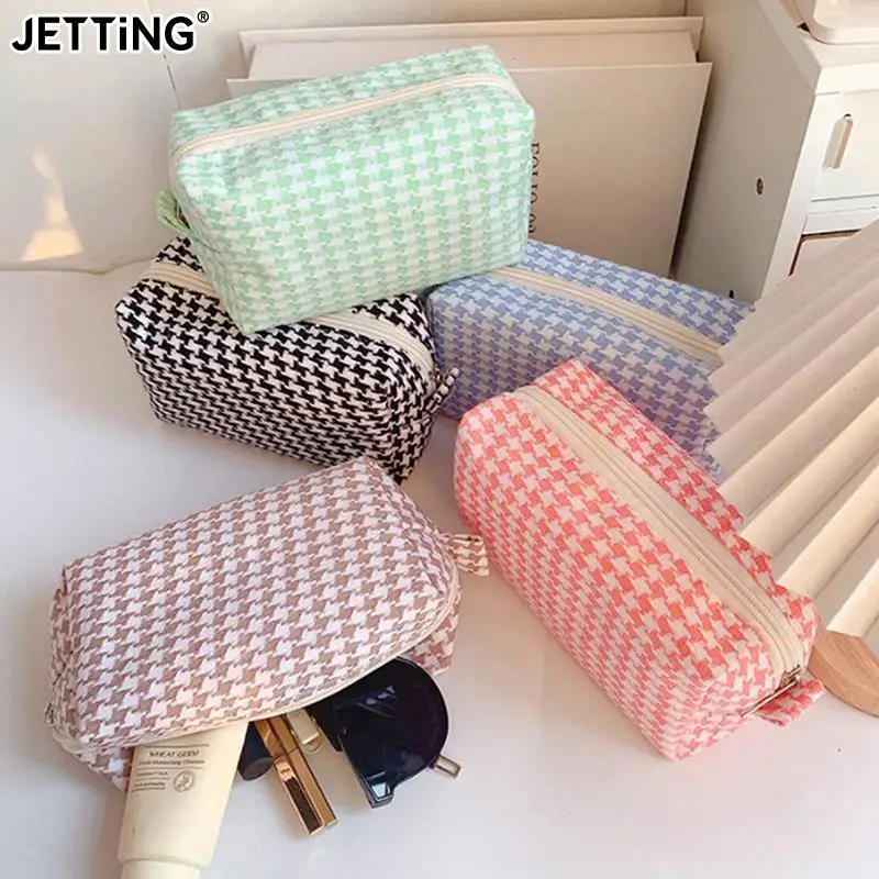 1 Pc Zipper Travel Makeup Bag Toiletry Bag Women Houdstooth Clutch Cosmetic Bag Makeup Organizer Toiletry Bag Washing Pouch
1 Pc Zipper Travel Makeup Bag Toiletry Bag Women Houdstooth Clutch Cosmetic Bag Makeup Organizer Toiletry Bag Washing Pouch