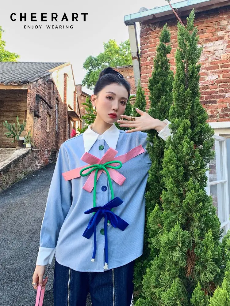 Дизайнерские Kawaii милые рубашки CHEERART со съемным бантом, женский синий топ с длинным рукавом и блузка, рубашка на пуговицах, осень 2022
Дизайнерские Kawaii милые рубашки CHEERART со съемным бантом, женский синий топ с длинным рукавом и блузка, рубашка на пуговицах, осень 2022