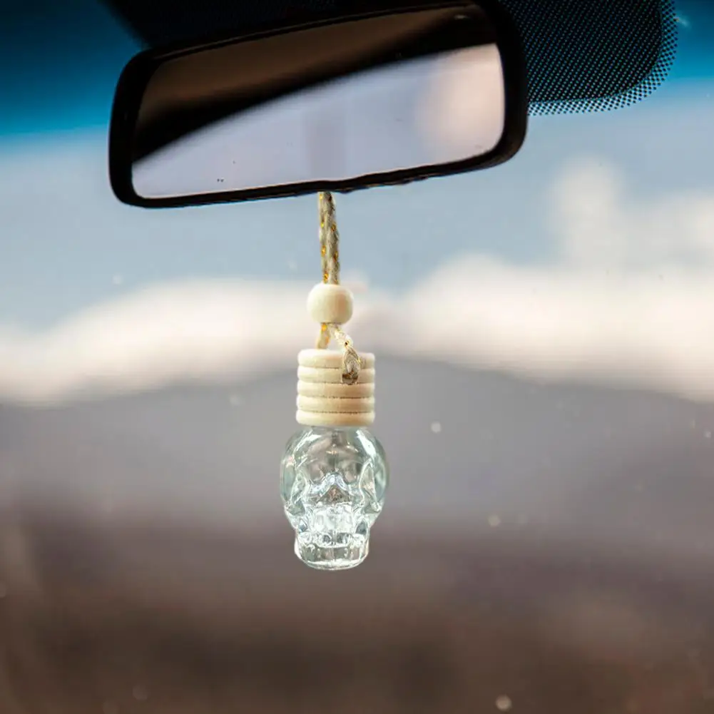 Can be hung in your car, office, home, bedroom, wardrobe, closet, or anywhere you need a relaxing fragrance.
Can be hung in your car, office, home, bedroom, wardrobe, closet, or anywhere you need a relaxing fragrance.