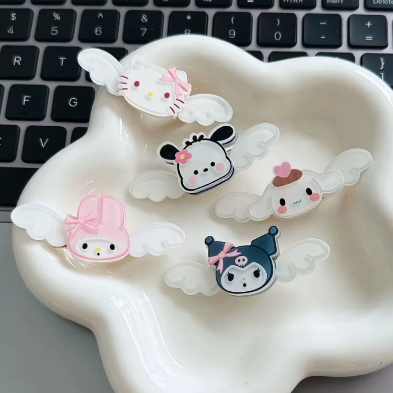 Kawaii Sanrio Hello Kitty My Melody Kuromi Cinnamoroll Cartoon Wing Hairpin Girl Hairpins Love Duckbill Clip Girls New Headwear
Kawaii Sanrio Hello Kitty My Melody Kuromi Cinnamoroll Cartoon Wing Hairpin Girl Hairpins Love Duckbill Clip Girls New Headwear