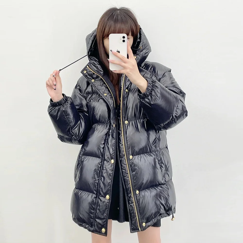 Woman Coat Autumn Winter New Fashionable Arch Leather Label National Standard 9 White Duck Hooded Mid Length Versatile Warm Down 
Woman Coat Autumn Winter New Fashionable Arch Leather Label National Standard 9 White Duck Hooded Mid Length Versatile Warm Down