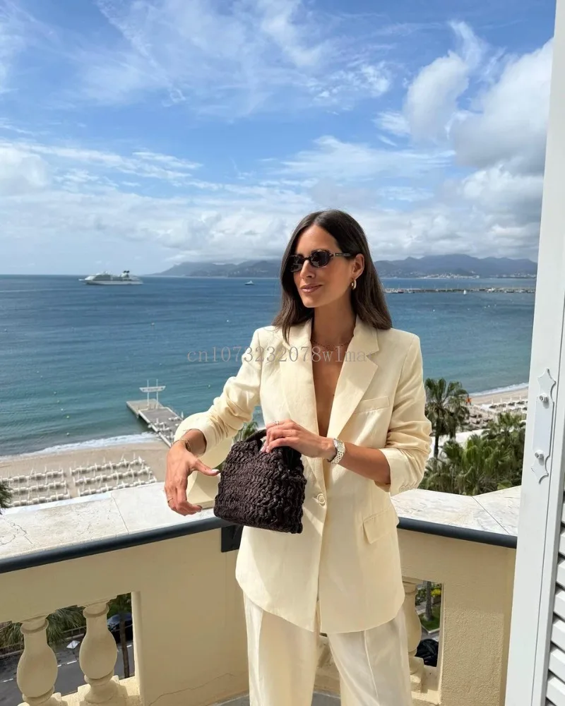 Luxury Handwoven Straw Tote with Rattan Handles 16 Sca5de6b615854fccb802caa8b9355e86T