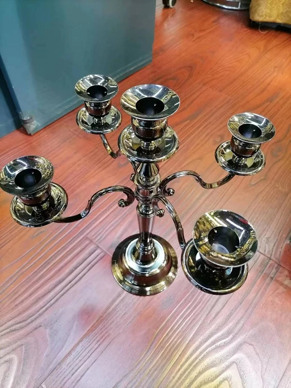 Vintage silver /black wedding centerpiece candelabra candlesticks candle holder metalcraft gift 2021
Vintage silver /black wedding centerpiece candelabra candlesticks candle holder metalcraft gift 2021