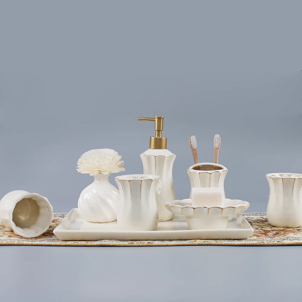Free shipping European high-end ceramic bathroom five-piece bathroom toothbrush cup mouth cup wash kit brushing tooth cup set
Free shipping European high-end ceramic bathroom five-piece bathroom toothbrush cup mouth cup wash kit brushing tooth cup set
