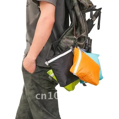 Camping Hiking Waterproof Bag Outdoor Bag Pouch with Hook Zipper Storage Bag 4 Colors Pocket Pouch
Camping Hiking Waterproof Bag Outdoor Bag Pouch with Hook Zipper Storage Bag 4 Colors Pocket Pouch