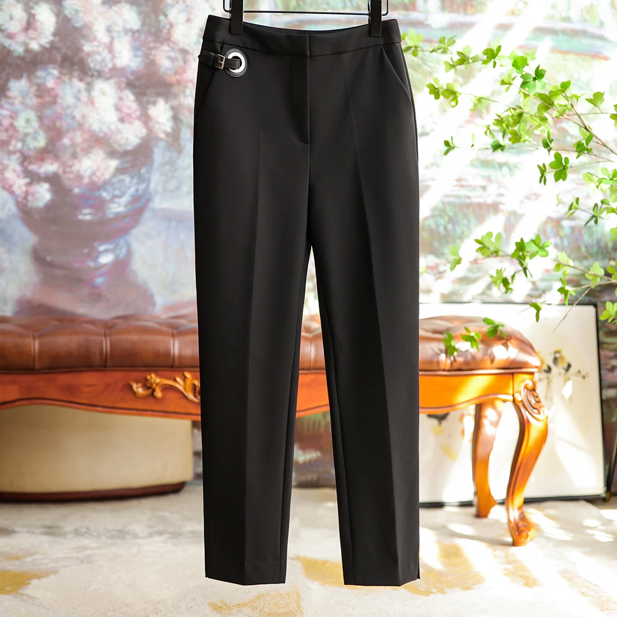 Hundreds of Medium-high Waist Leather Buckle Cigarette Pants Female Black Summer Simple Fashion Pants Formal Commuting 2023 New
Hundreds of Medium-high Waist Leather Buckle Cigarette Pants Female Black Summer Simple Fashion Pants Formal Commuting 2023 New