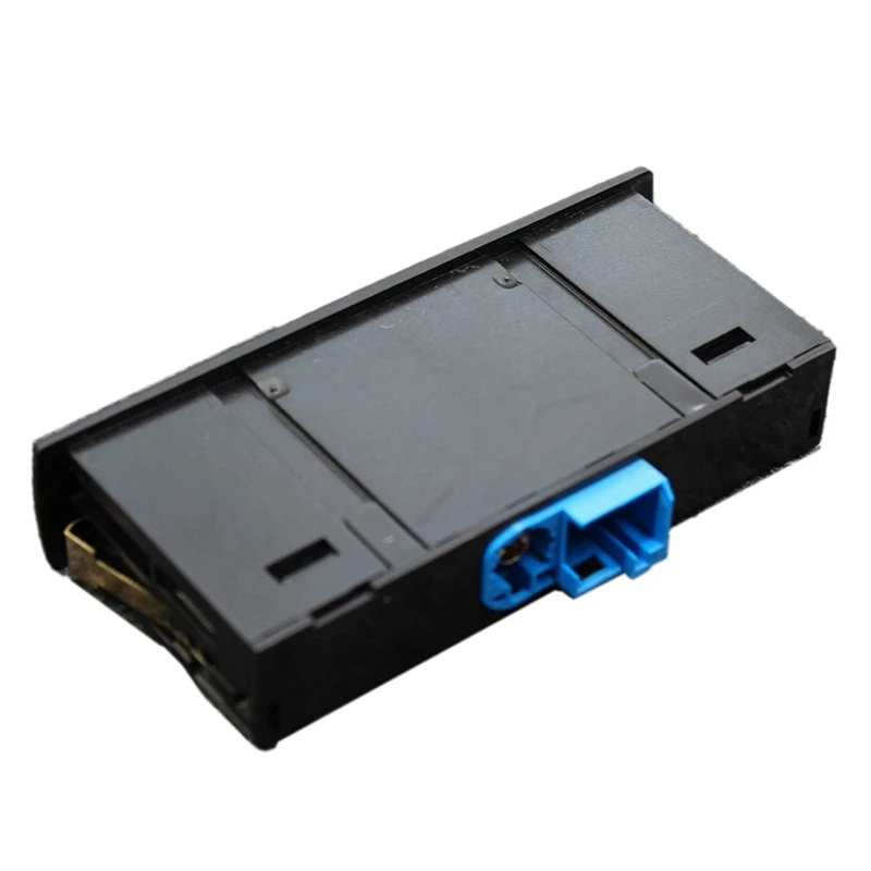 Vehicle USB Hub Integrated Line Multimedia Connection Box A1728201600 For Mercedes-Benz;
Vehicle USB Hub Integrated Line Multimedia Connection Box A1728201600 For Mercedes-Benz;
