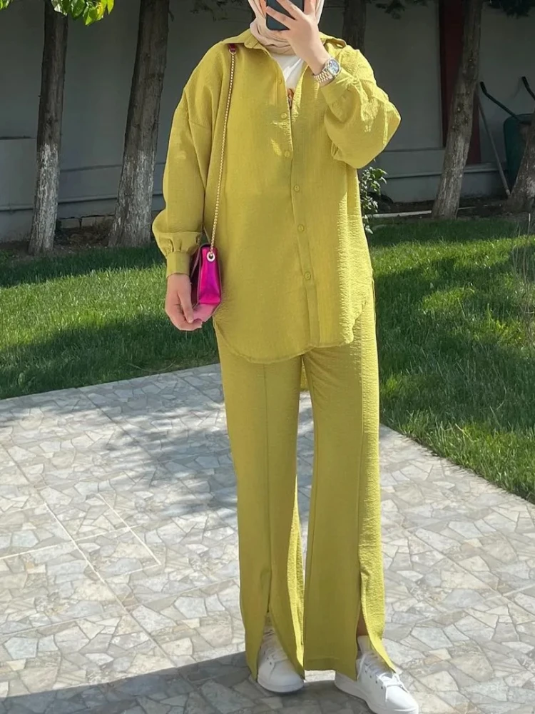 Женские мусульманские комплекты Eid, однобортный комплект из двух предметов, кардиган, кафтан, блузка на пуговицах, широкие брюки, Арабская Спортивная свободная одежда
Женские мусульманские комплекты Eid, однобортный комплект из двух предметов, кардиган, кафтан, блузка на пуговицах, широкие брюки, Арабская Спортивная свободная одежда