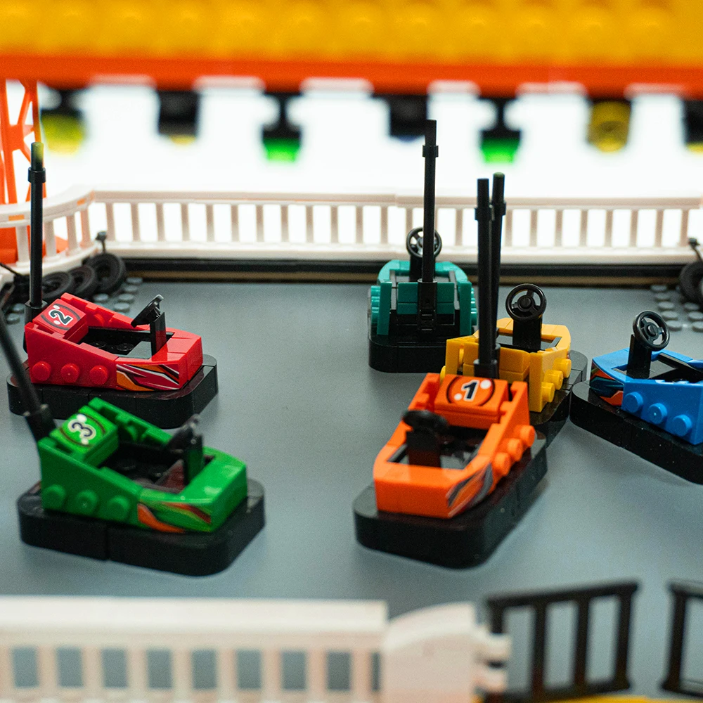 Creative Amusement Park: Bumper Car Building Blocks Set, Urban Street View Assembly, Building Blocks, Children's Toys 1099pcs Creative Amusement Park: Bumper Car Building Blocks Set, Urban Street View Assembly, Building Blocks, Children's Toys 1099pcs
