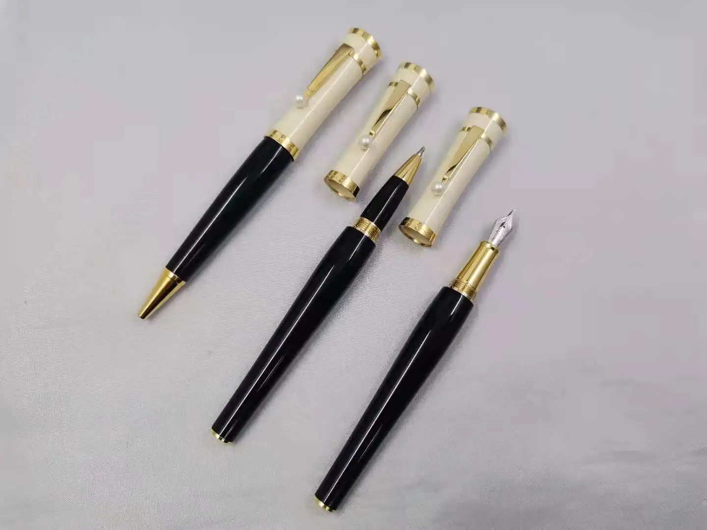 

2022 Luxury Mb Monte Edition Greta Garbo Series with Big Pearl Blanc Ink Fountain Ballpoint Roller Ball Pens