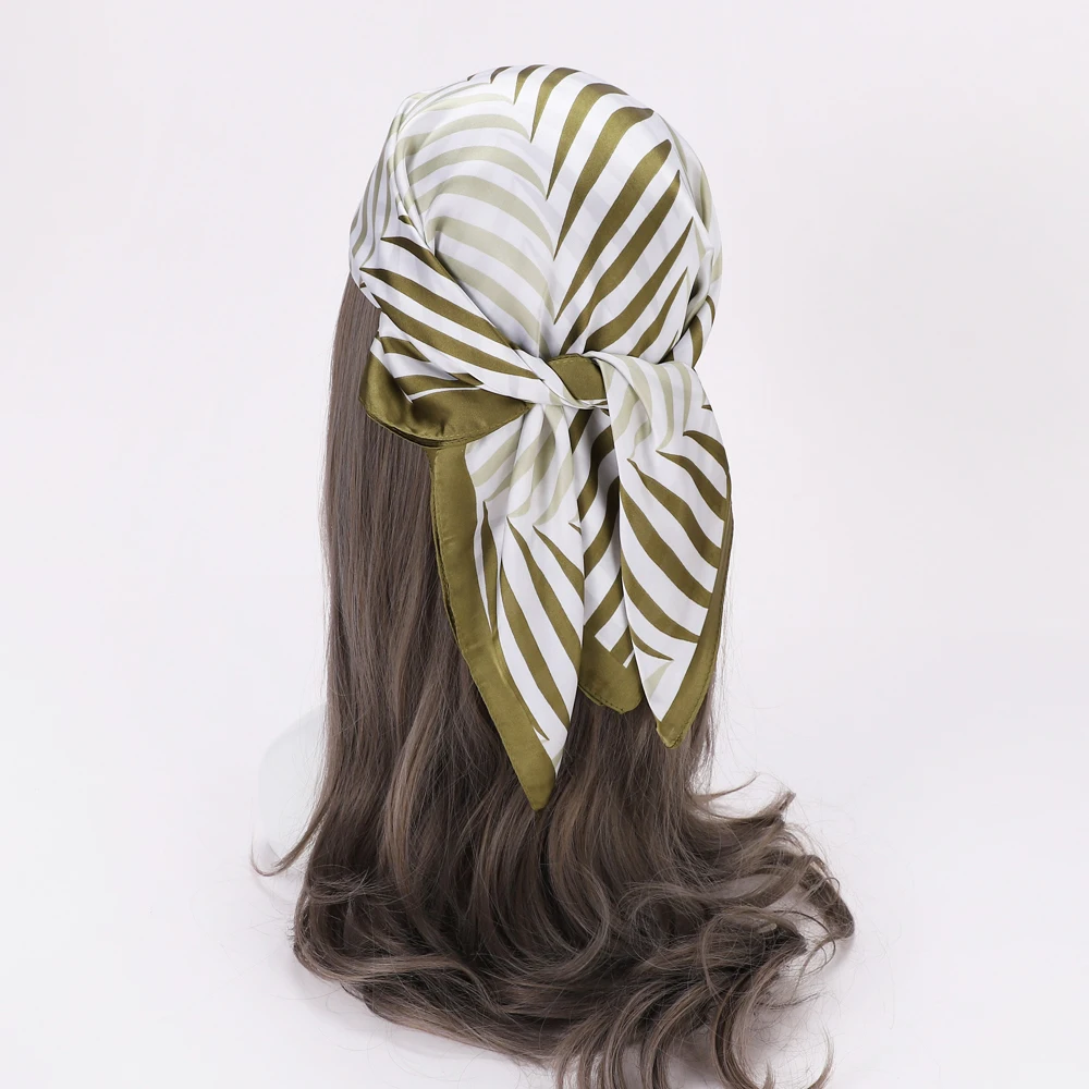 Man Women Vintage Geometric Scarf Stylish Head Neck Hairband Bandana Faux Silk Kerchief 27"*27"
Man Women Vintage Geometric Scarf Stylish Head Neck Hairband Bandana Faux Silk Kerchief 27"*27"