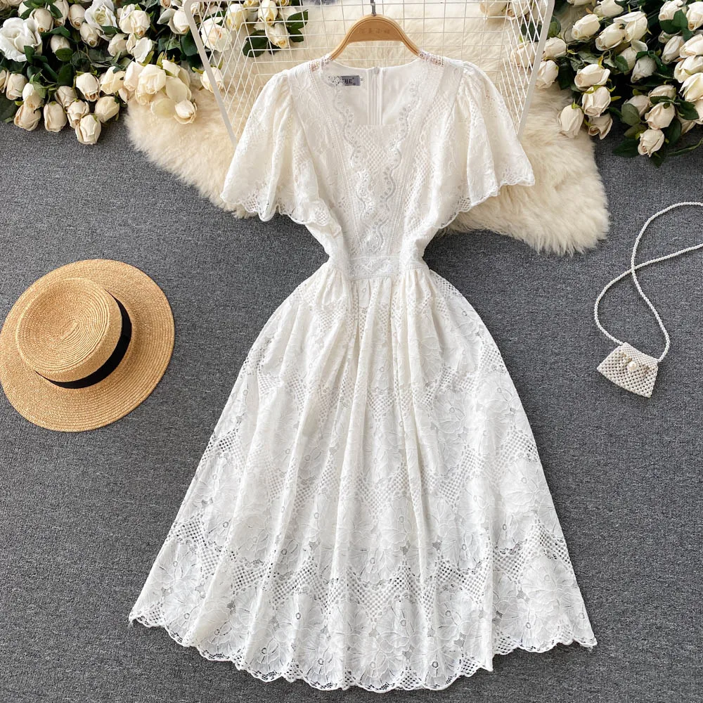 Женское кружевное платье-трапеция, элегантное приталенное белое платье во французском стиле с квадратным вырезом и коротким рукавом, модель F471 на лето, 2022
Женское кружевное платье-трапеция, элегантное приталенное белое платье во французском стиле с квадратным вырезом и коротким рукавом, модель F471 на лето, 2022